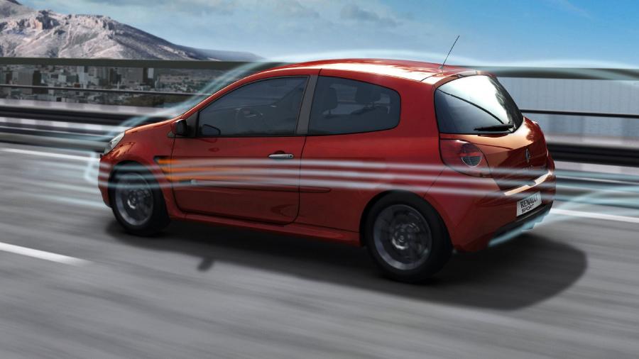  Renault Clio R.S. 2.0 16V 2006 года  (фото 92 из 125)
